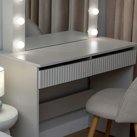 דירה Beige And Blue In With Garden And Parking By Renters *